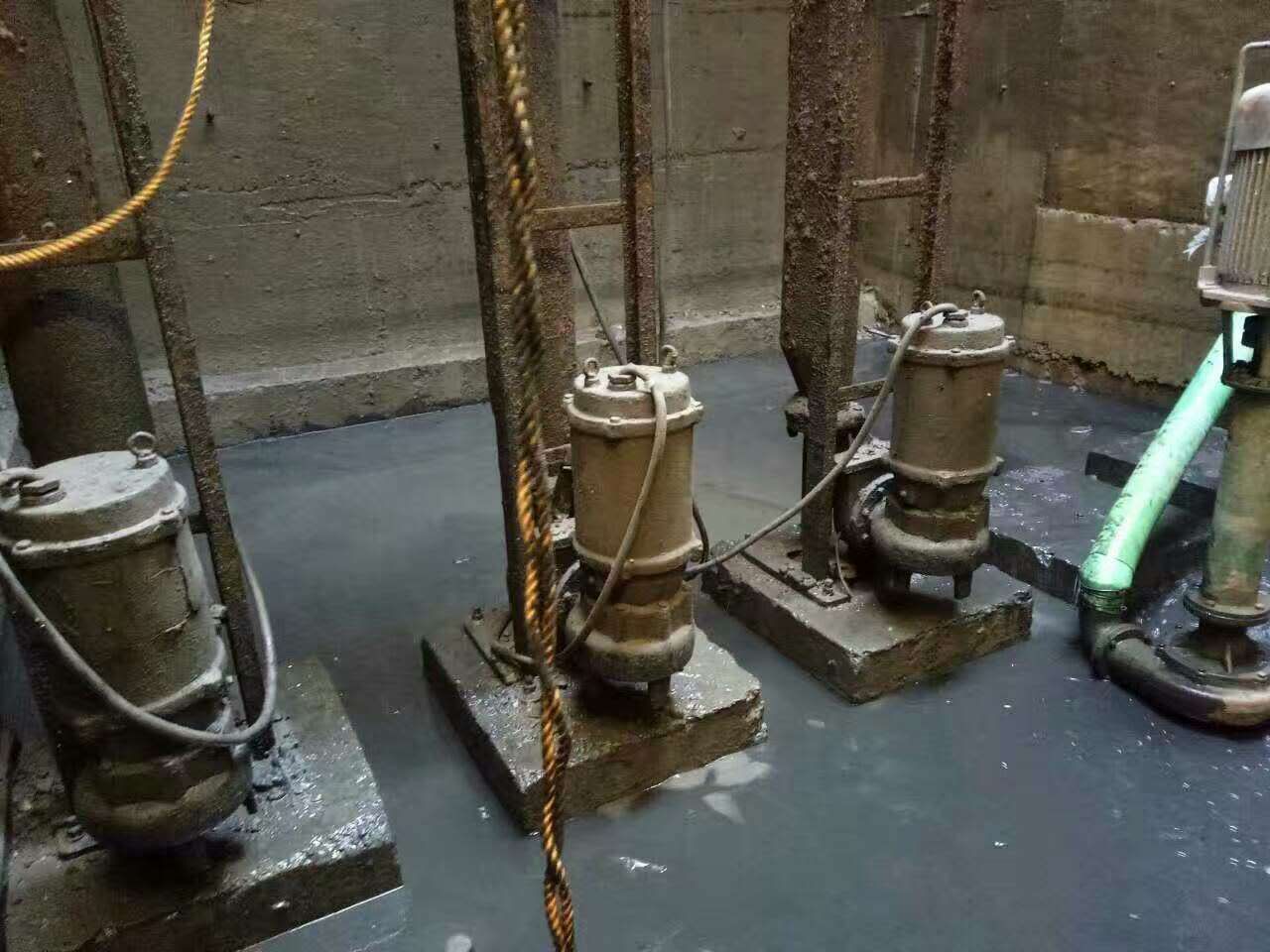 上思污水池清理